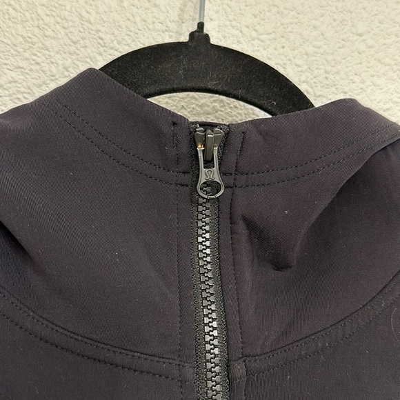 Lululemon neoprene type material zip up jacket size 2 black - Picture 2 of 8
